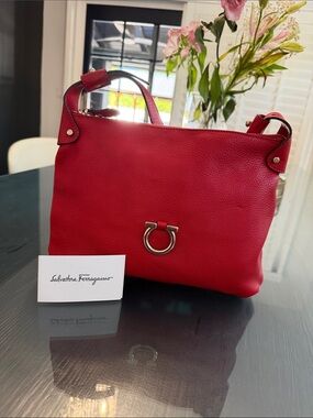 Salvatore Ferragamo Scarlet Pebbled Leather Shoulder Bag with Signature Gancini
